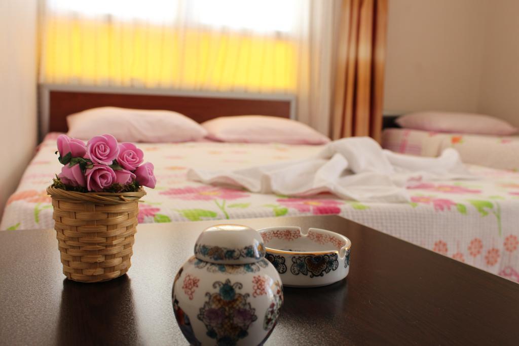 Eysan Pansiyon Akçay Kamer foto